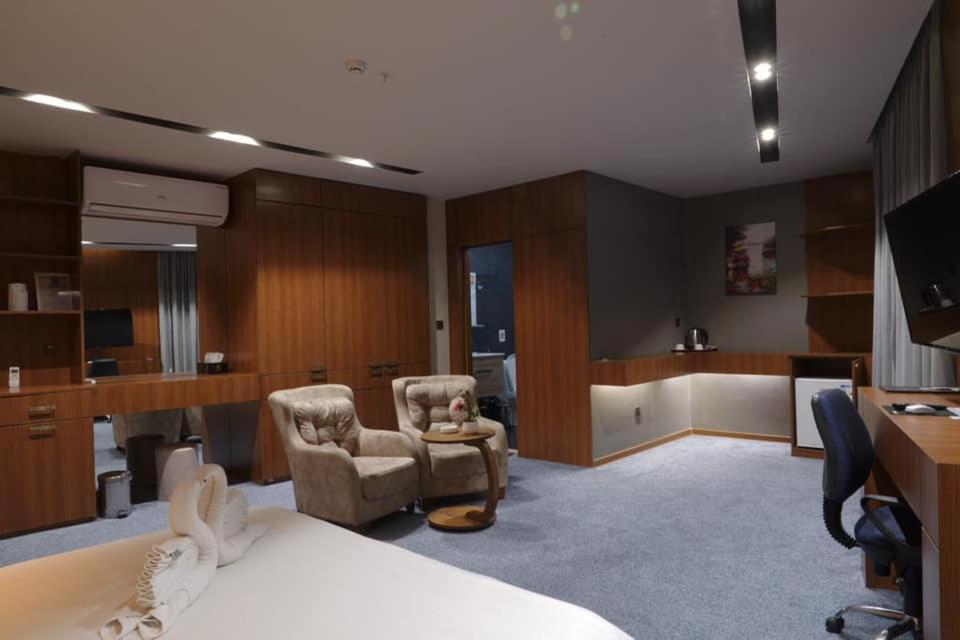 Gratus Hotel Arbil Eksteriør bilde